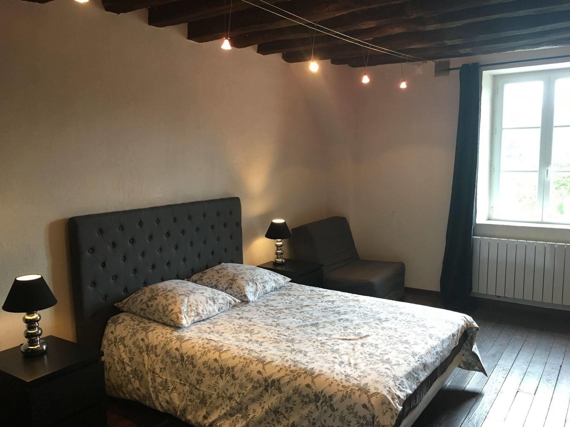 Domaine Du Moulin De Champie - Versailles - Gites & Suites Feucherolles Buitenkant foto