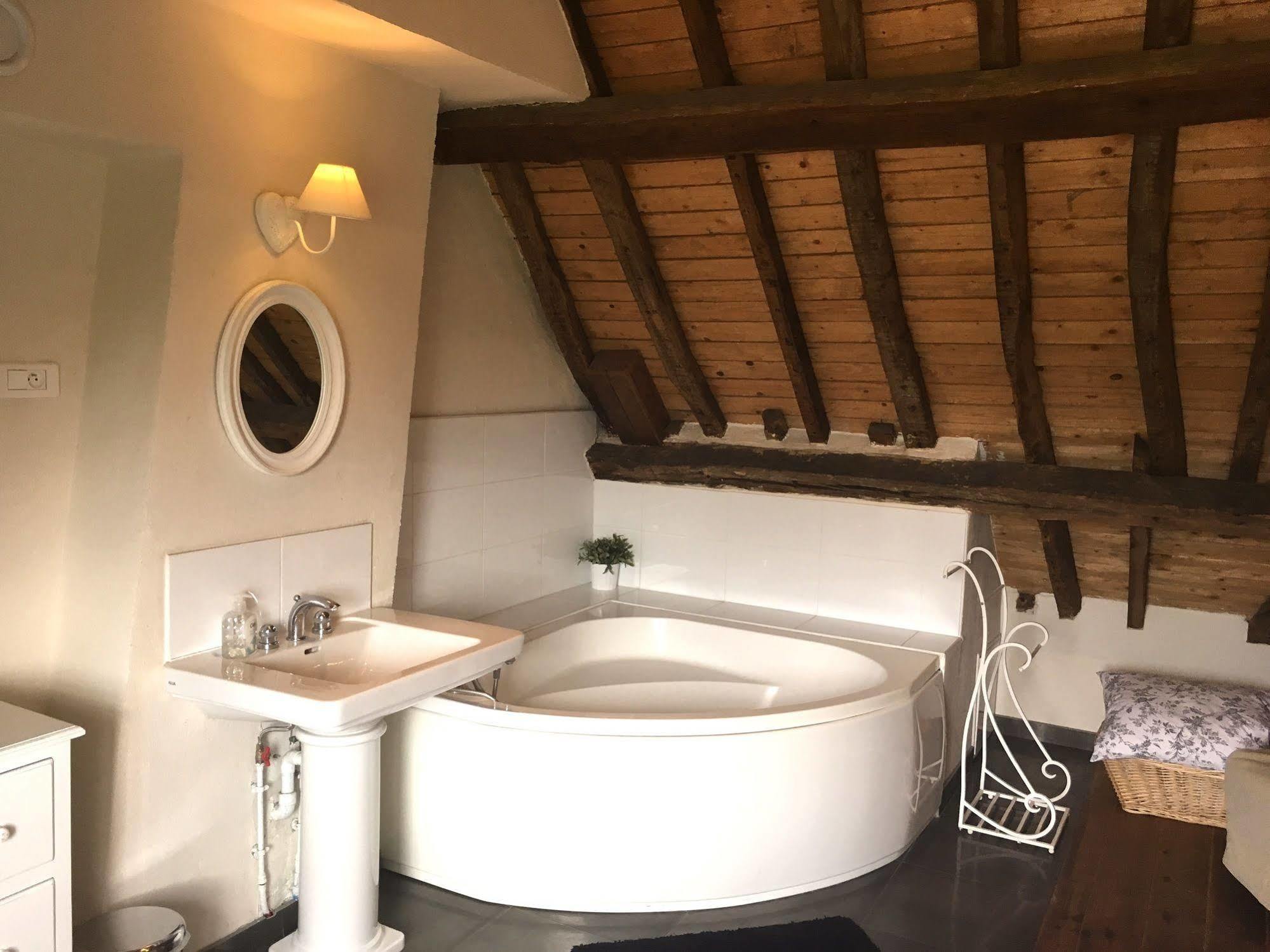 Domaine Du Moulin De Champie - Versailles - Gites & Suites Feucherolles Buitenkant foto